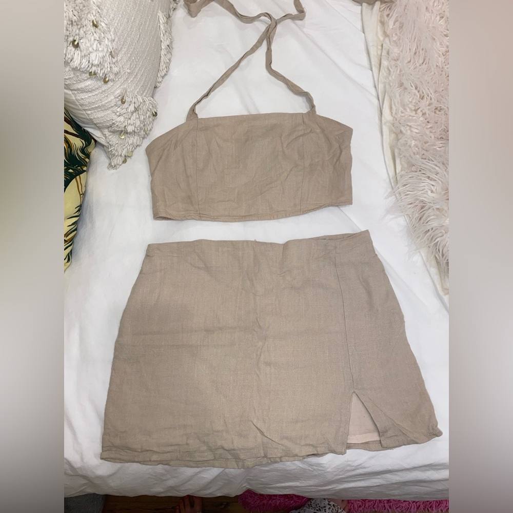 Lulus crop top and skirt matching set